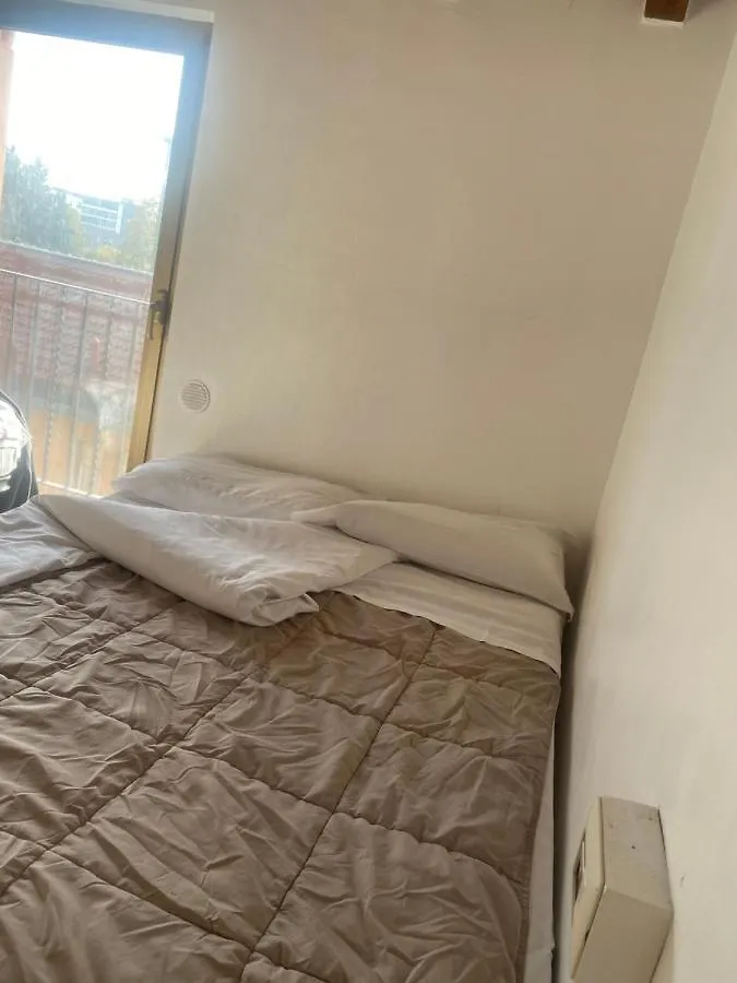Mrhostel Milano Italien